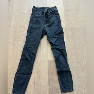 Black skinny jean!